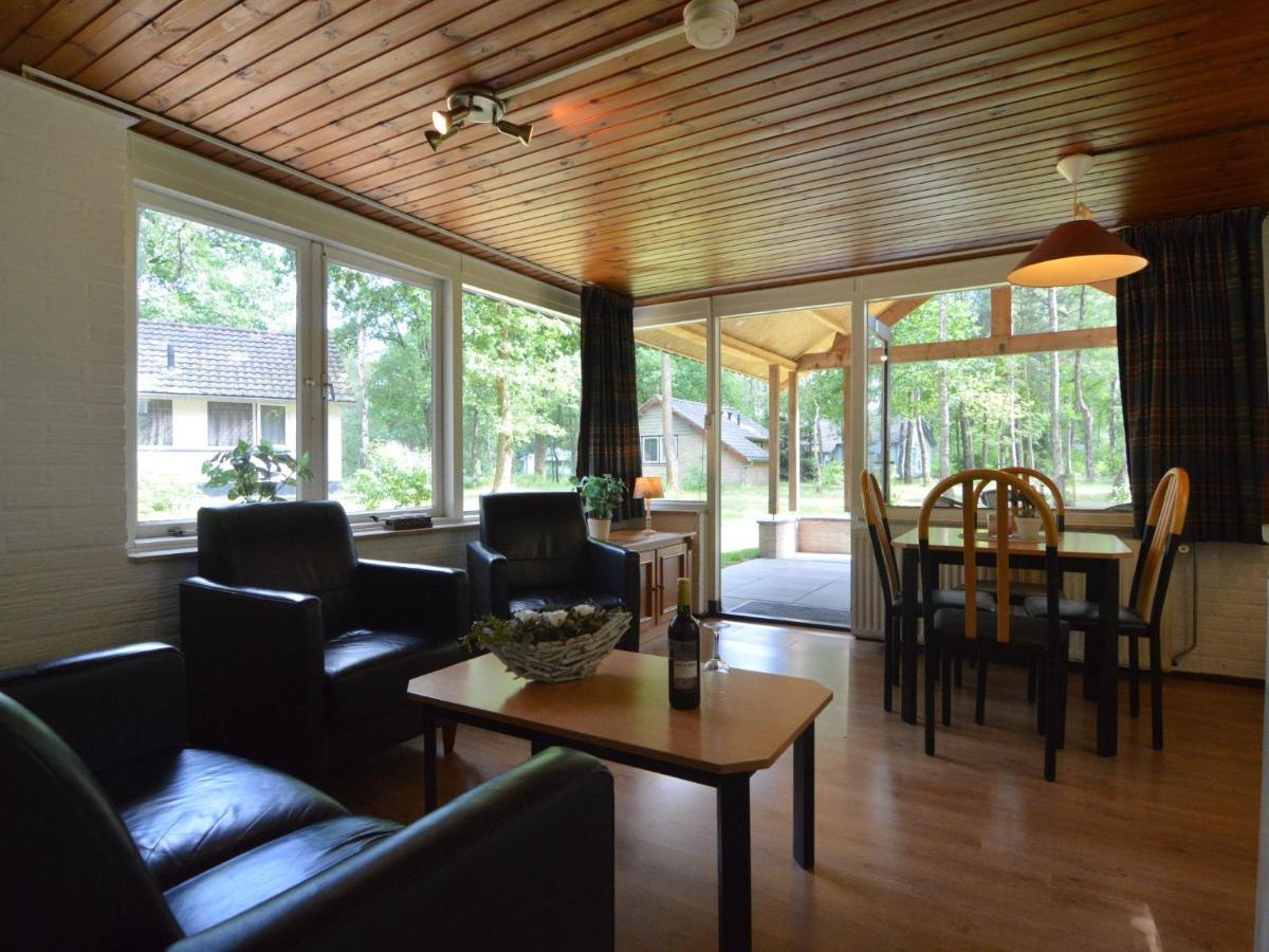 Detached Bungalow With Lovely Covered Terrace In A Nature Rich Holiday Park Stramproy Kültér fotó