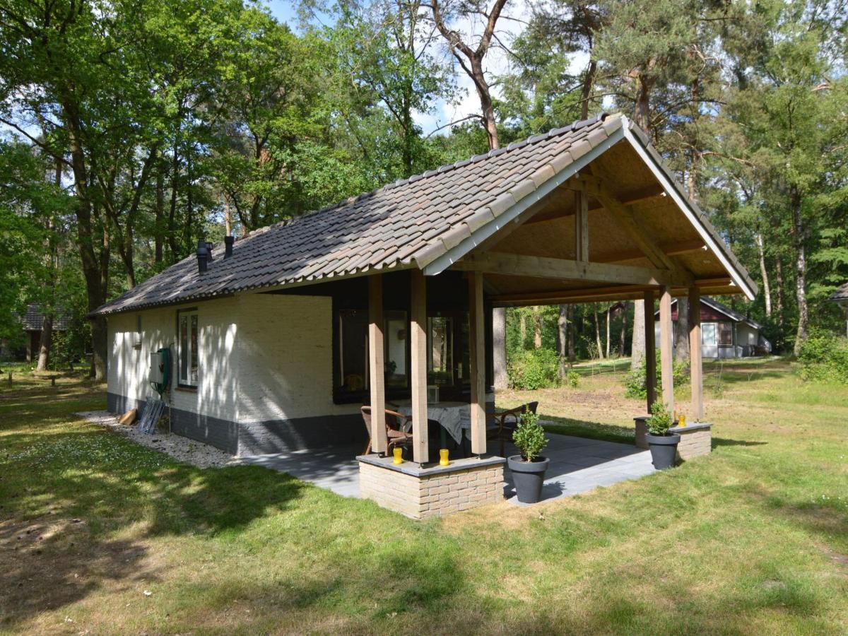 Detached Bungalow With Lovely Covered Terrace In A Nature Rich Holiday Park Stramproy Kültér fotó