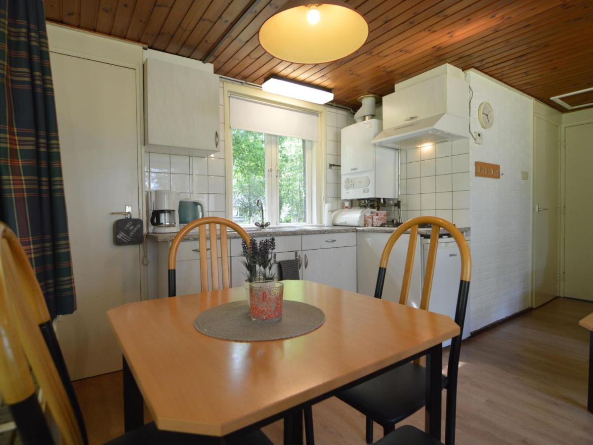 Detached Bungalow With Lovely Covered Terrace In A Nature Rich Holiday Park Stramproy Kültér fotó