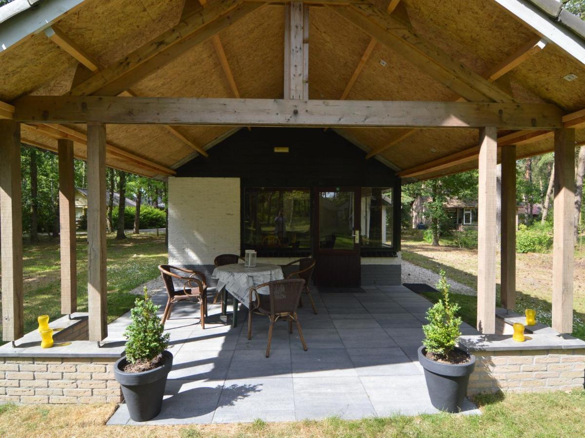 Detached Bungalow With Lovely Covered Terrace In A Nature Rich Holiday Park Stramproy Kültér fotó